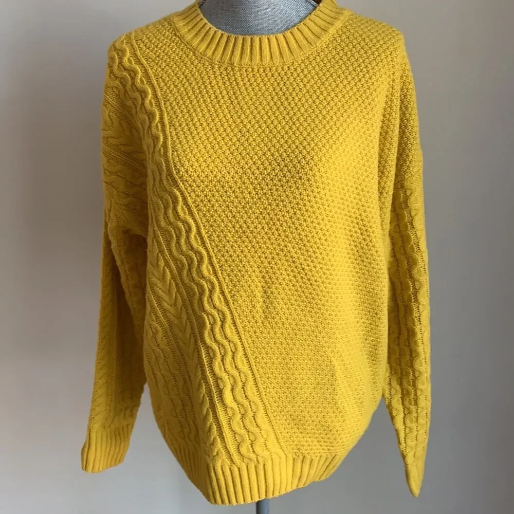 Fresh mustard yellow cables knit over sized sweater - Picture 2 of 8